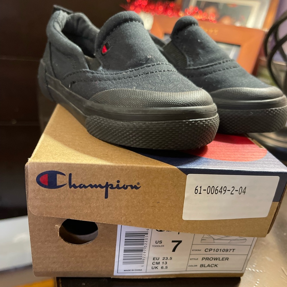Slip on champions